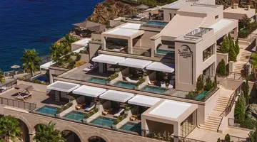 CASTELLO INFINITY SUITES