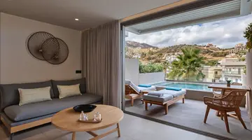 CASTELLO INFINITY SUITES