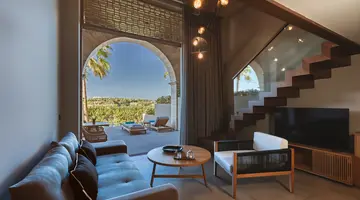CASTELLO INFINITY SUITES