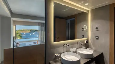 CASTELLO INFINITY SUITES