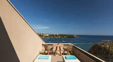 CASTELLO INFINITY SUITES