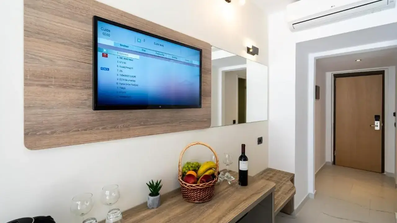 CASTELLUM SUITES-RHODES