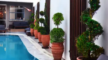 CASTELLUM SUITES