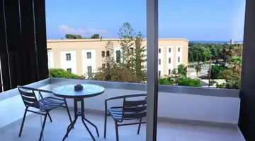 Castellum Suites