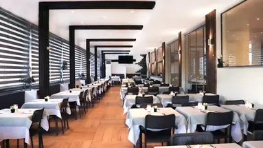 CASTELLUM SUITES