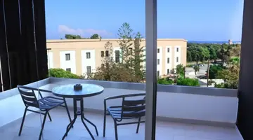 Castellum Suites
