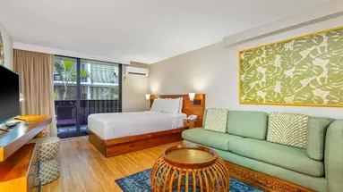 Castle Bamboo Waikīkī Hotel