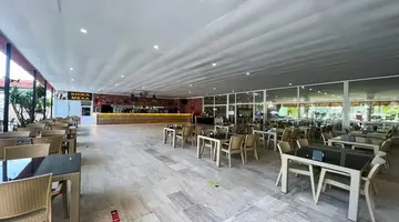 Castle Park Hotel