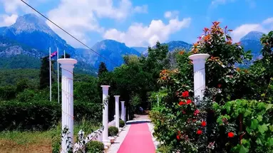 Castle Park Hotel