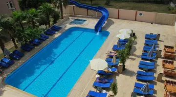 CASTLE PARK HOTEL