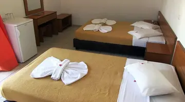 CASTRO HOTEL