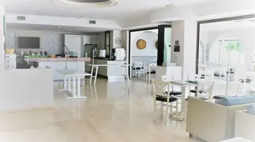CASTRO HOTEL