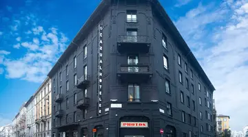CASUAL ECLETTICO MILANO