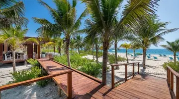 Catalonia Grand Costa Mujeres All Suites & Spa