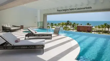Catalonia Grand Costa Mujeres All Suites & Spa