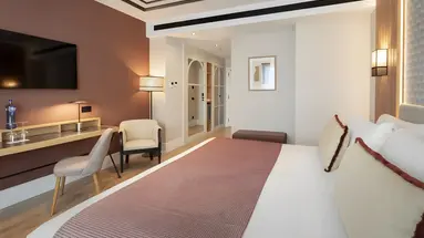 Catalonia Plaza Espanya Hotel and Spa
