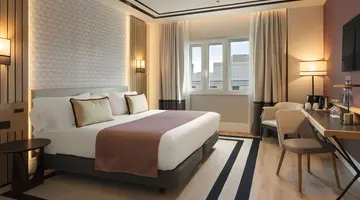 Catalonia Plaza Espanya Hotel and Spa