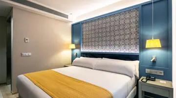 Catalonia Porto