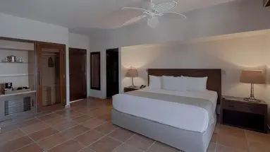 CATALONIA RIVIERA MAYA