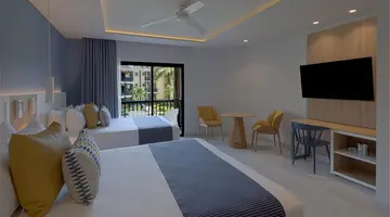 CATALONIA RIVIERA MAYA