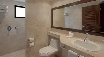 CATALONIA RIVIERA MAYA