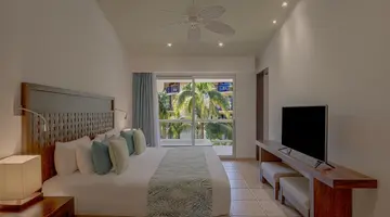 CATALONIA RIVIERA MAYA