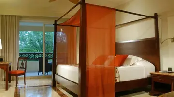 Catalonia Royal Tulum