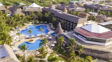 Catalonia Yucatan Beach