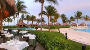 Catalonia Yucatan Beach