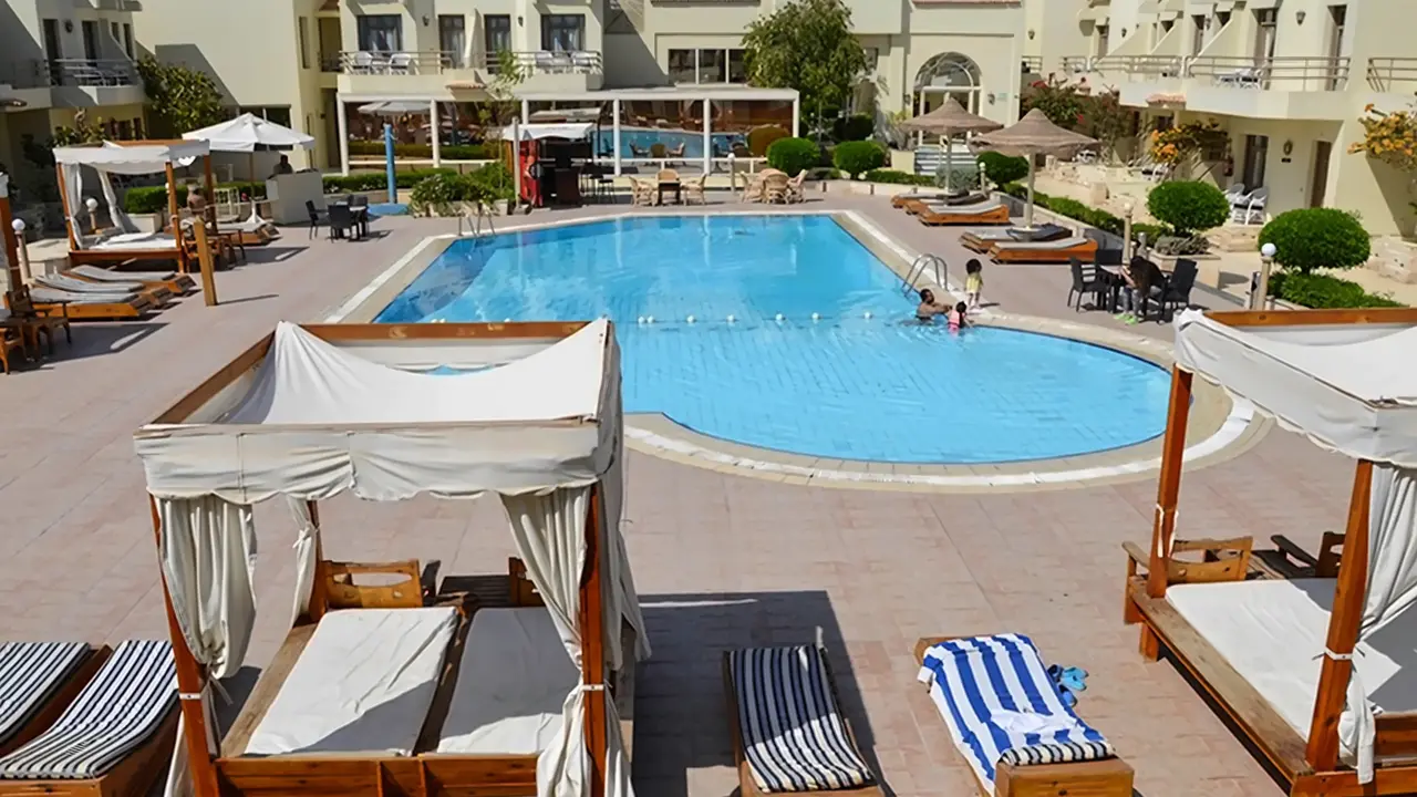 Cataract Layalina Resort