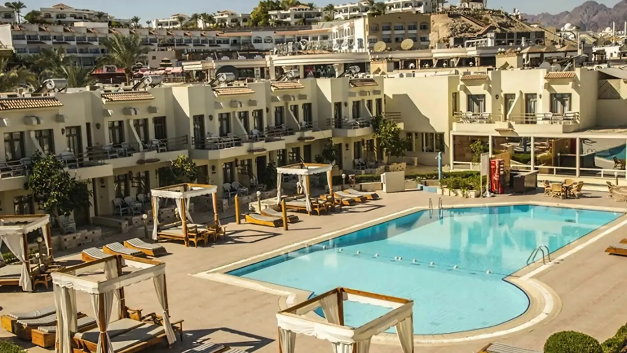 Cataract Layalina Resort