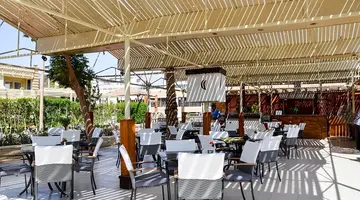 Cataract Resort