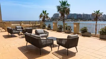 CAVALIERI HOTEL, by Radisson Individuals