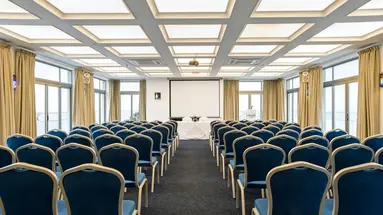 CAVALIERI HOTEL, by Radisson Individuals