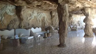 Caves Beach Resort +16