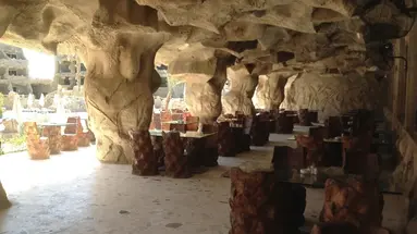 Caves Beach Resort +16