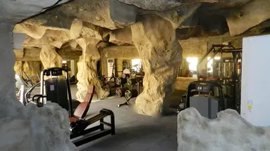 Caves Beach Resort +16
