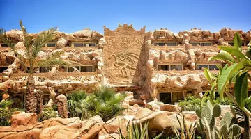 Caves Beach Resort (Adults Only 16+)