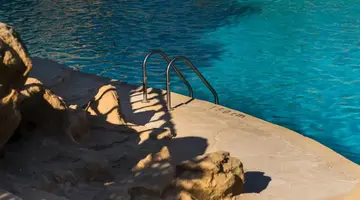Caves Beach Resort (Adults Only 16+)