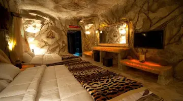 Caves Beach Resort (Adults Only 16+)