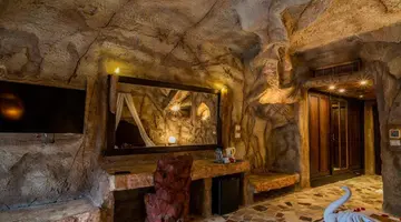 Caves Beach Resort Adults Only