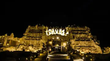 Caves Beach Resort Hurghada