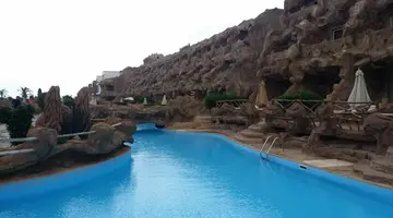 Caves Beach Resort Hurghada