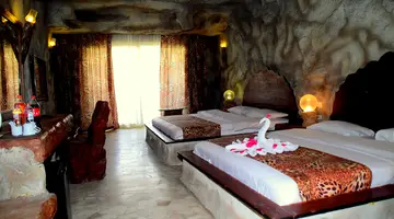 CAVES BEACH RESORT