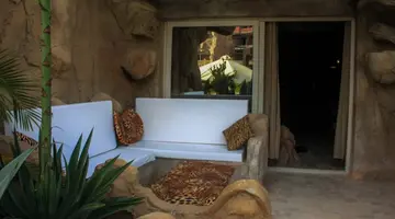 CAVES BEACH RESORT