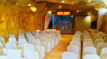 CAVES BEACH RESORT