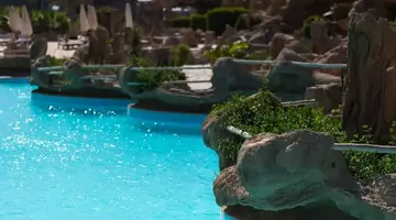 Caves Beach Resort