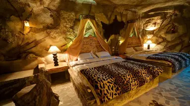Caves Beach ResorT