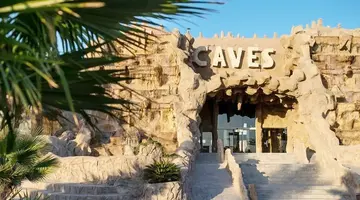 CAVES BEACH RESORT