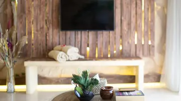 CAVES BEACH RESORT